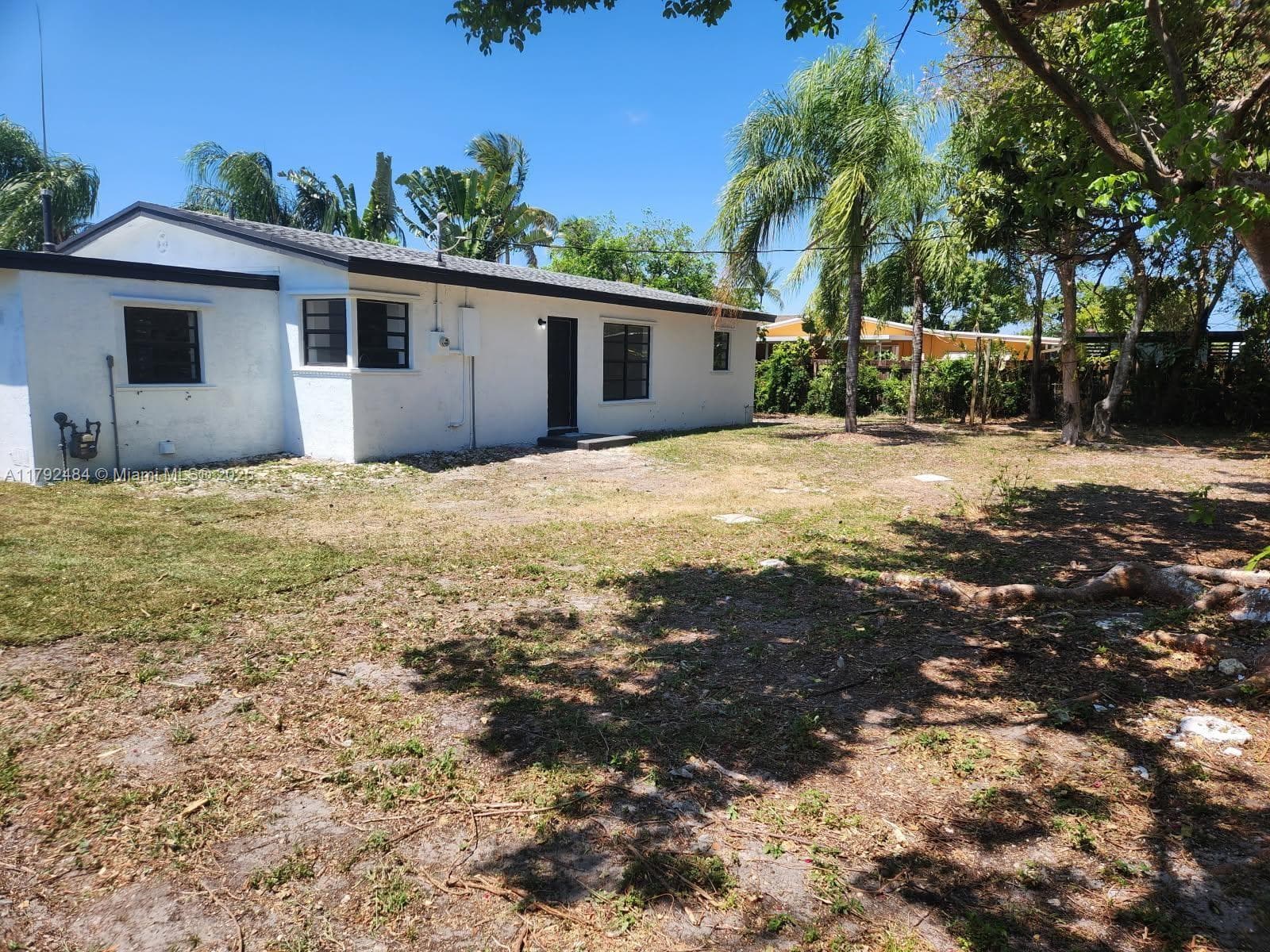 9340 Martinique Dr, Cutler Bay FL 33189 photo 5