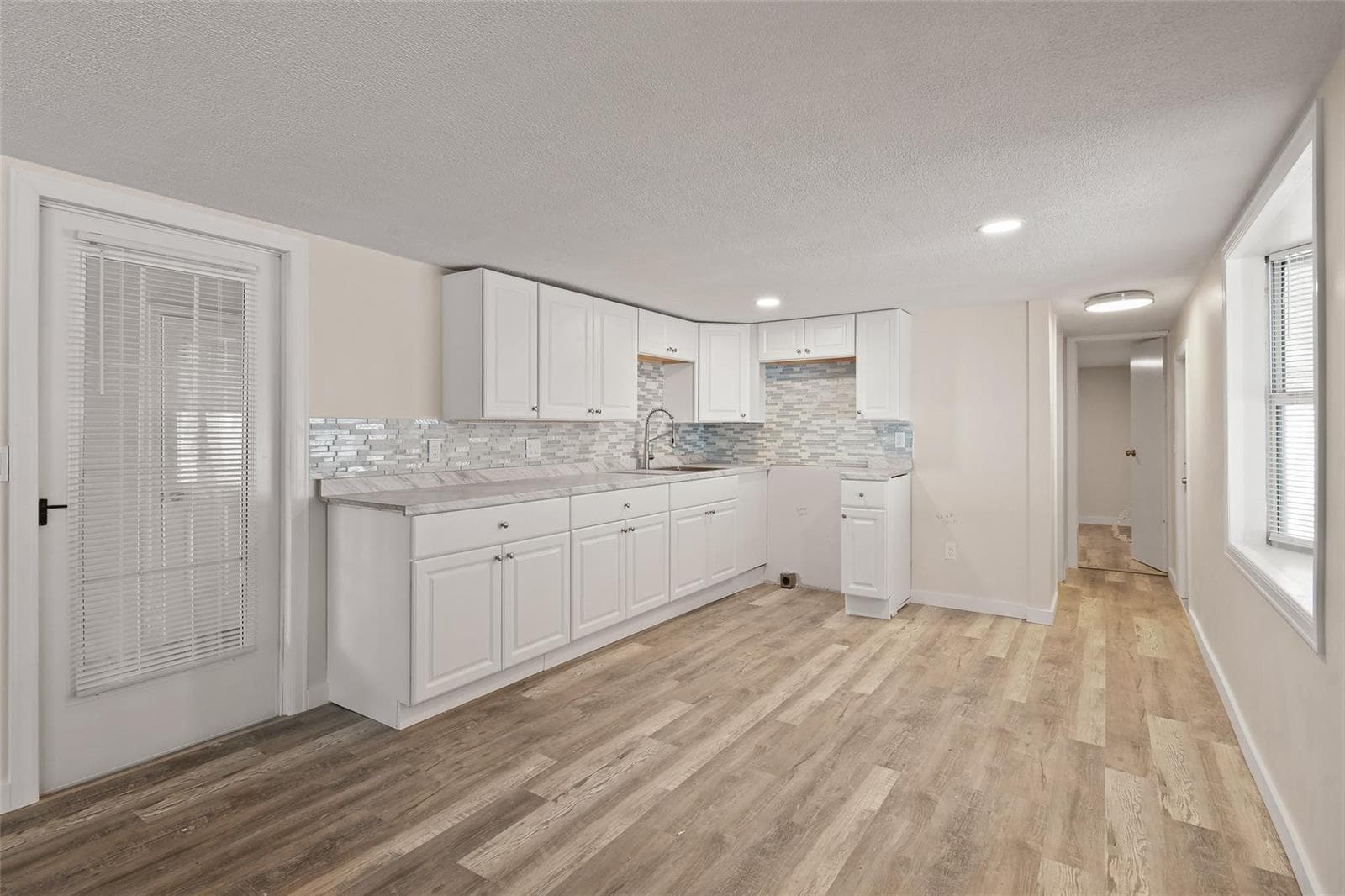 7897 SE Swan Avenue, Hobe Sound FL 33455 photo 5