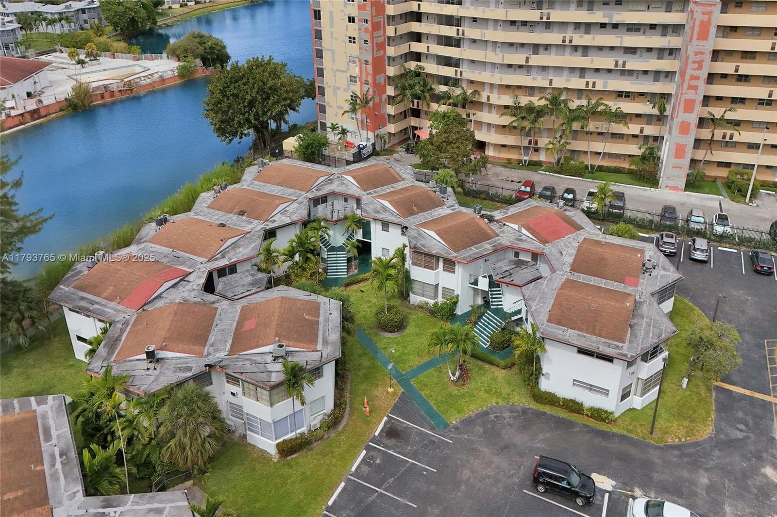 18746 NE 18th Ave # 146, Miami FL 33179