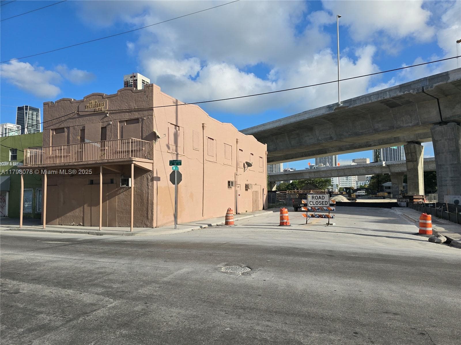 130 NW 14th St, Miami FL 33136 photo 2