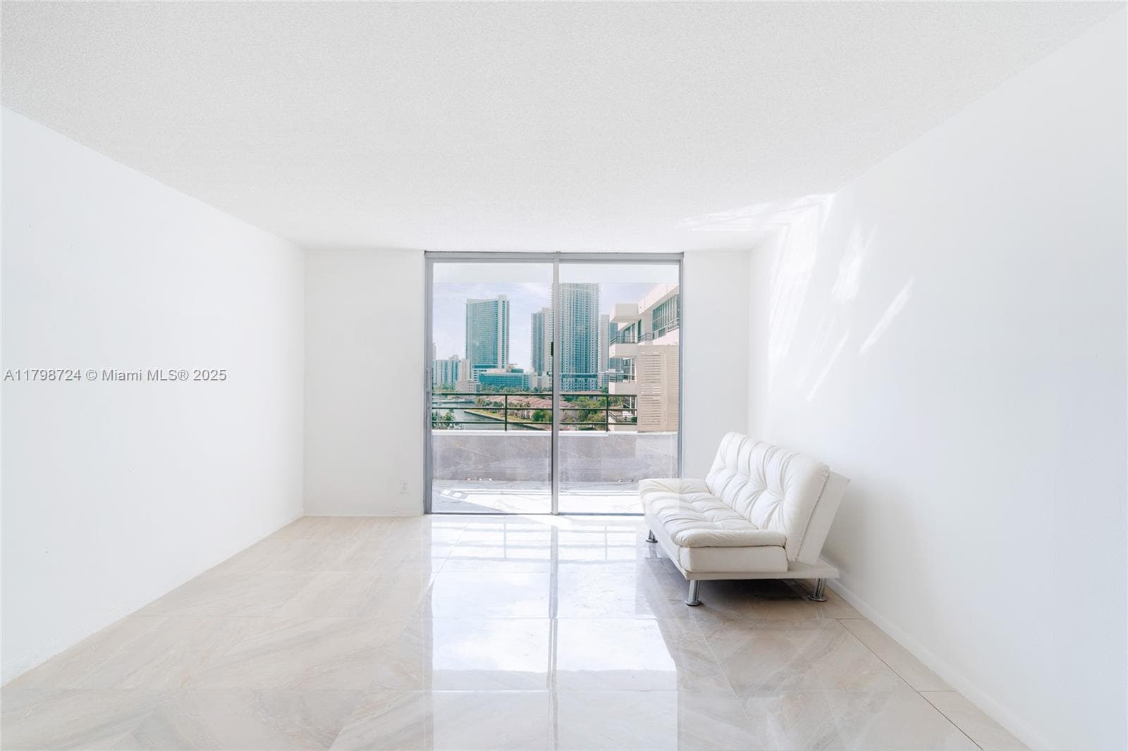 500 Three Islands Blvd # 801, Hallandale Beach FL 33009 photo 4