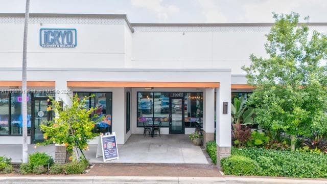 S University Dr, Plantation FL 33324