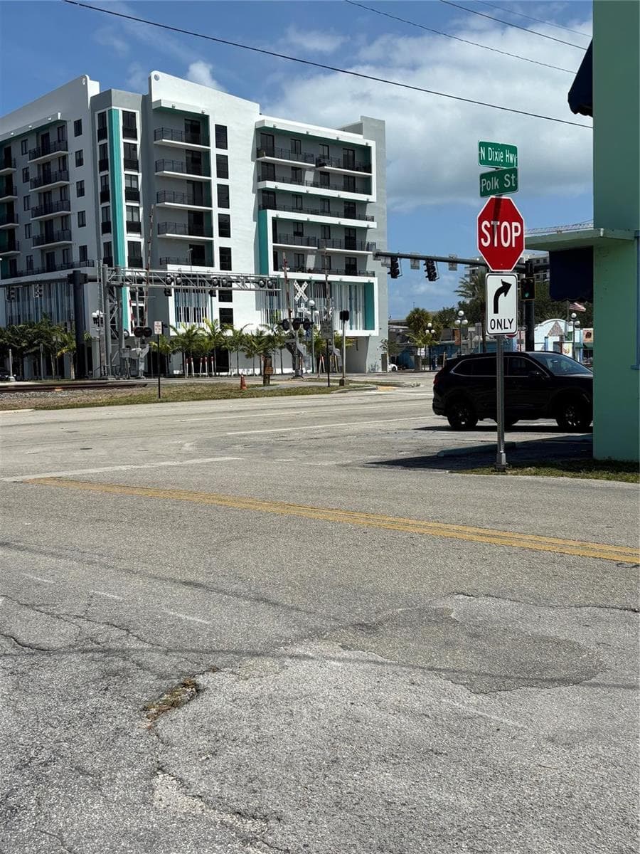 2117 Polk Street, Hollywood FL 33020 photo 2