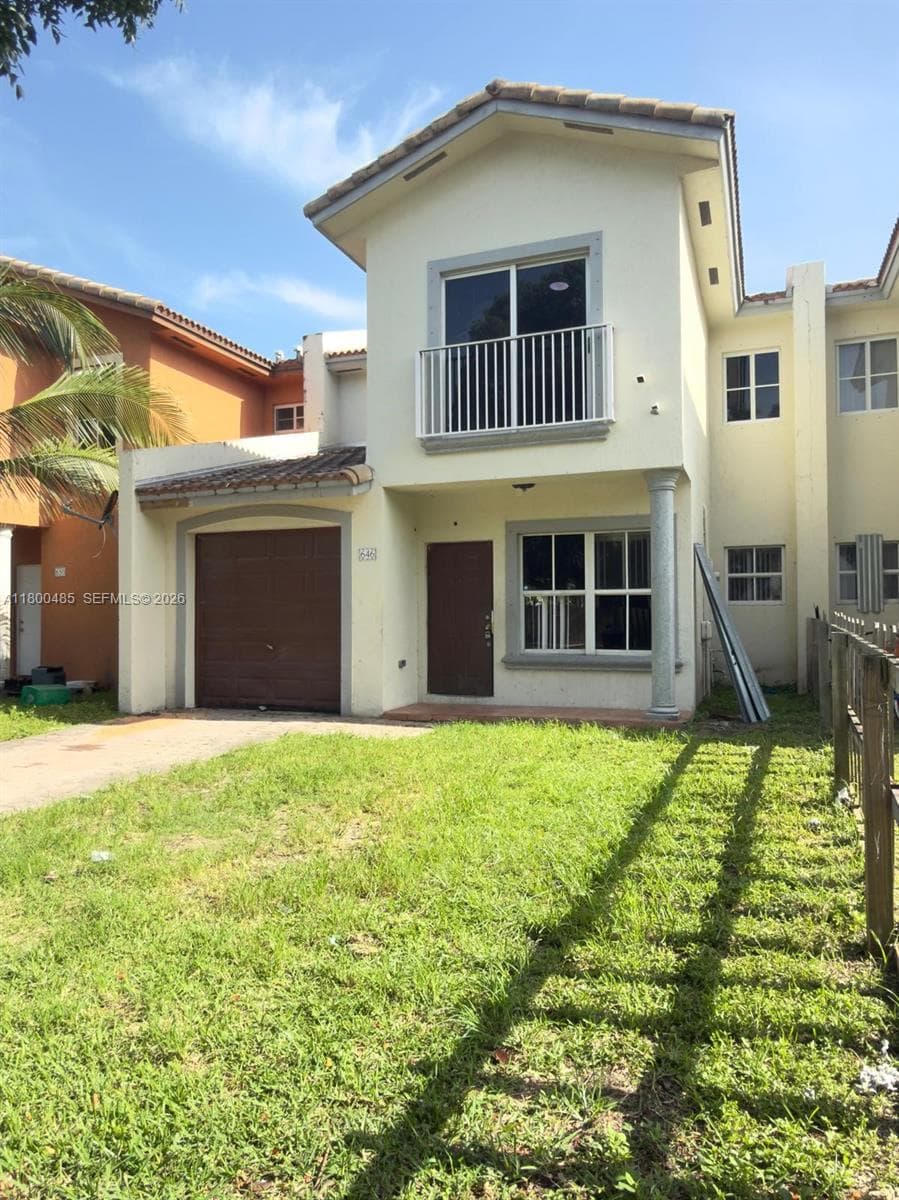 646 SW 7th Ter, Florida City FL 33034 photo 3