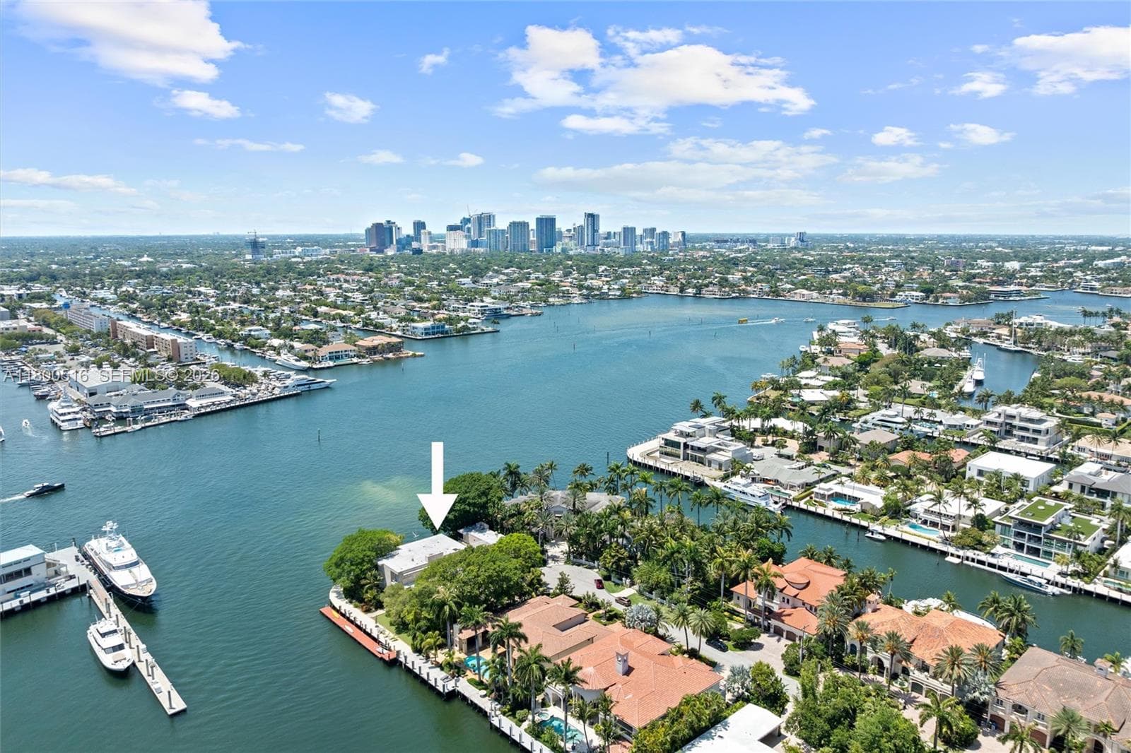 2500 Mercedes Dr, Fort Lauderdale FL 33316 photo 3