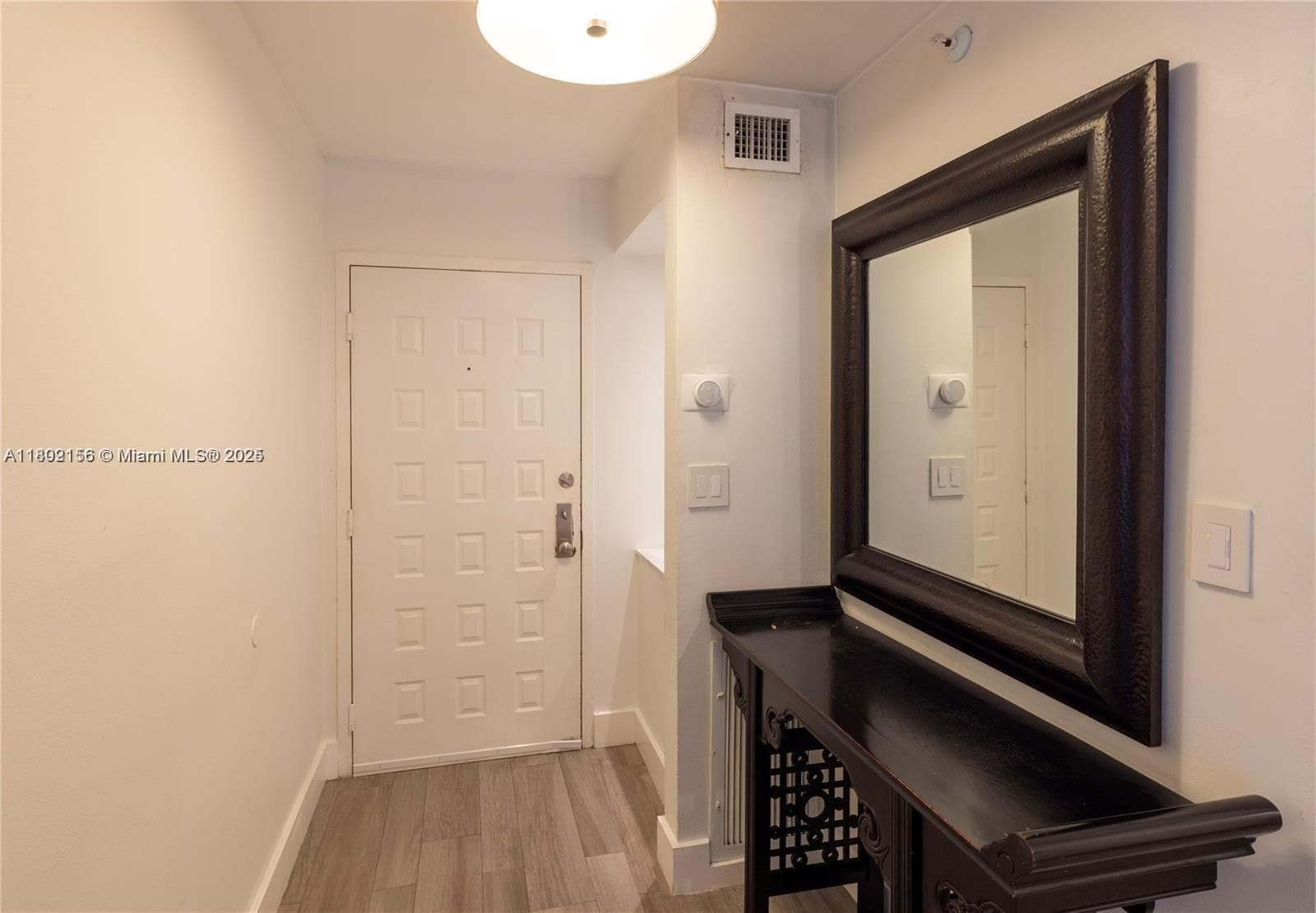 6061 Collins Ave # 7D, Miami Beach FL 33140 photo 4