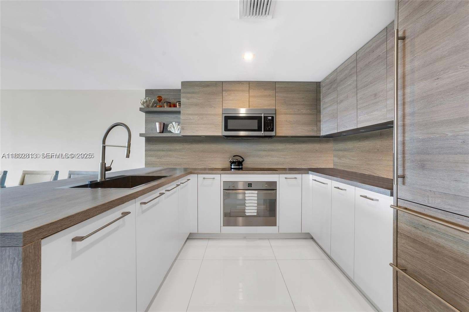 400 Sunny Isles # 1106, Sunny Isles Beach FL 33160 photo 3