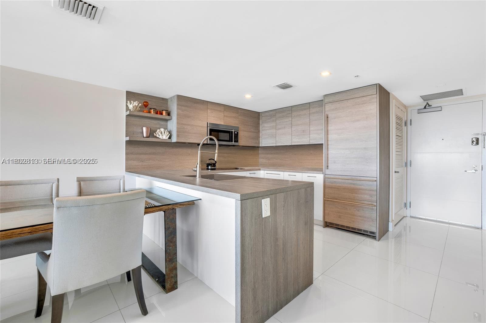 400 Sunny Isles # 1106, Sunny Isles Beach FL 33160 photo 4