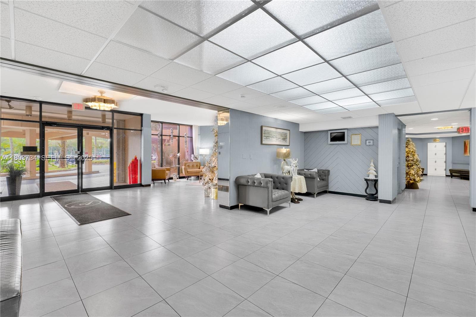 1400 Saint Charles Pl # L4, Pembroke Pines FL 33026 photo 3