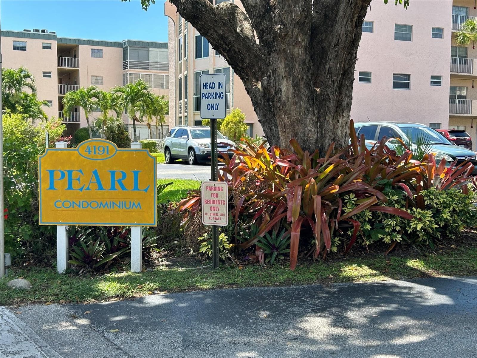 4191 NW 41st Street # 312, Lauderdale Lakes FL 33319 photo 2