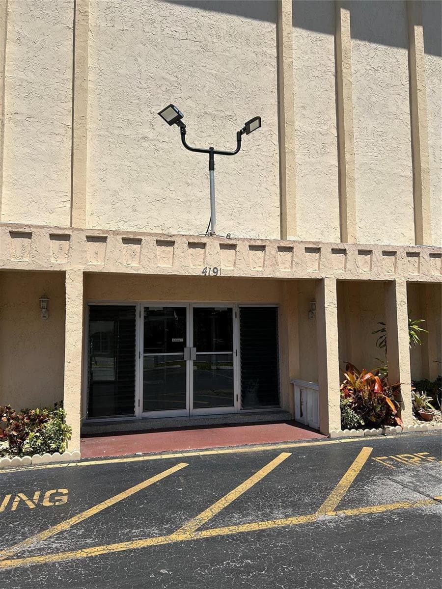 4191 NW 41st Street # 312, Lauderdale Lakes FL 33319 photo 5