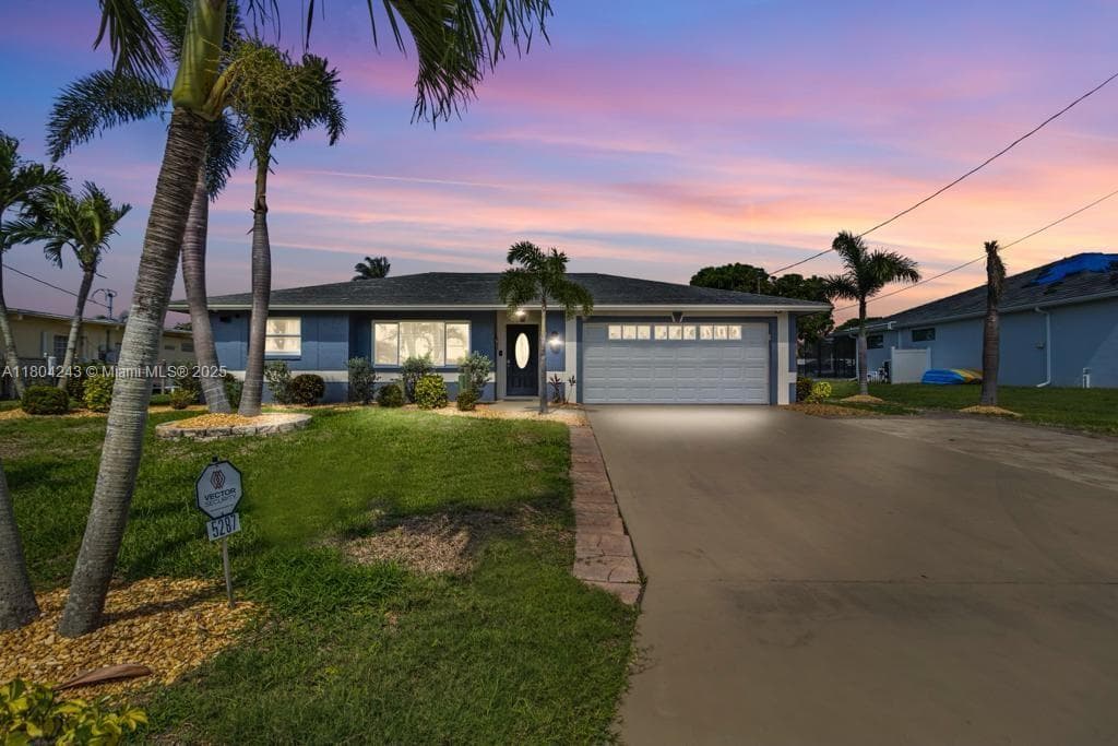 5287 Tiffany Ct, Cape Coral FL 33904