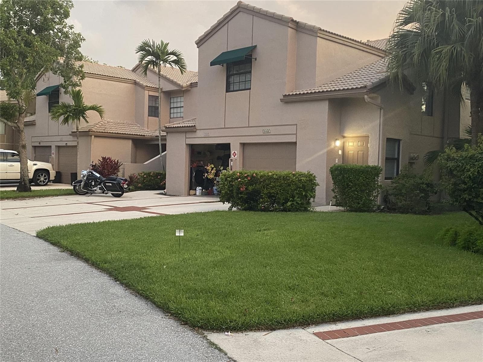 1668 Cypress Pointe Drive # 1668, Coral Springs FL 33071 photo 3