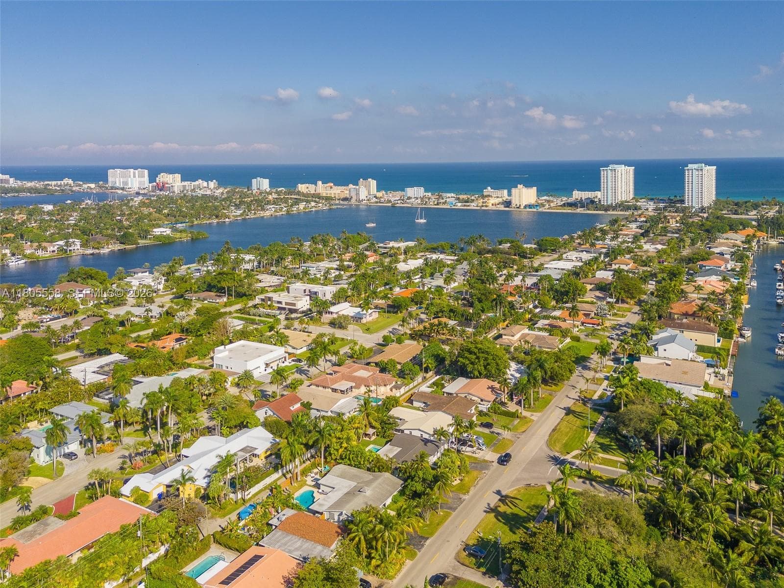 1025 Washington St, Hollywood FL 33019 photo 3