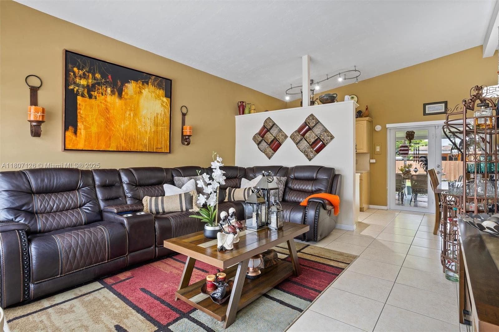 881 NW 177th Ter, Miami Gardens FL 33169 photo 3