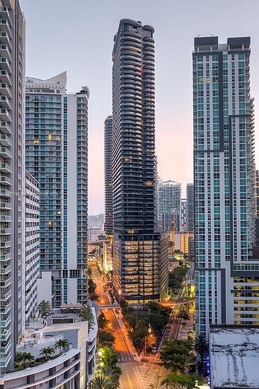 1000 Brickell Plz # 2705, Miami FL 33131 photo 2