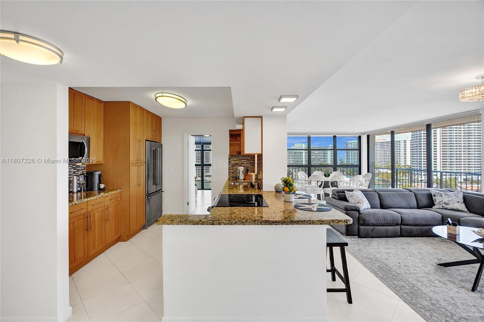 200 Leslie Dr # 1031, Hallandale Beach FL 33009 photo 4