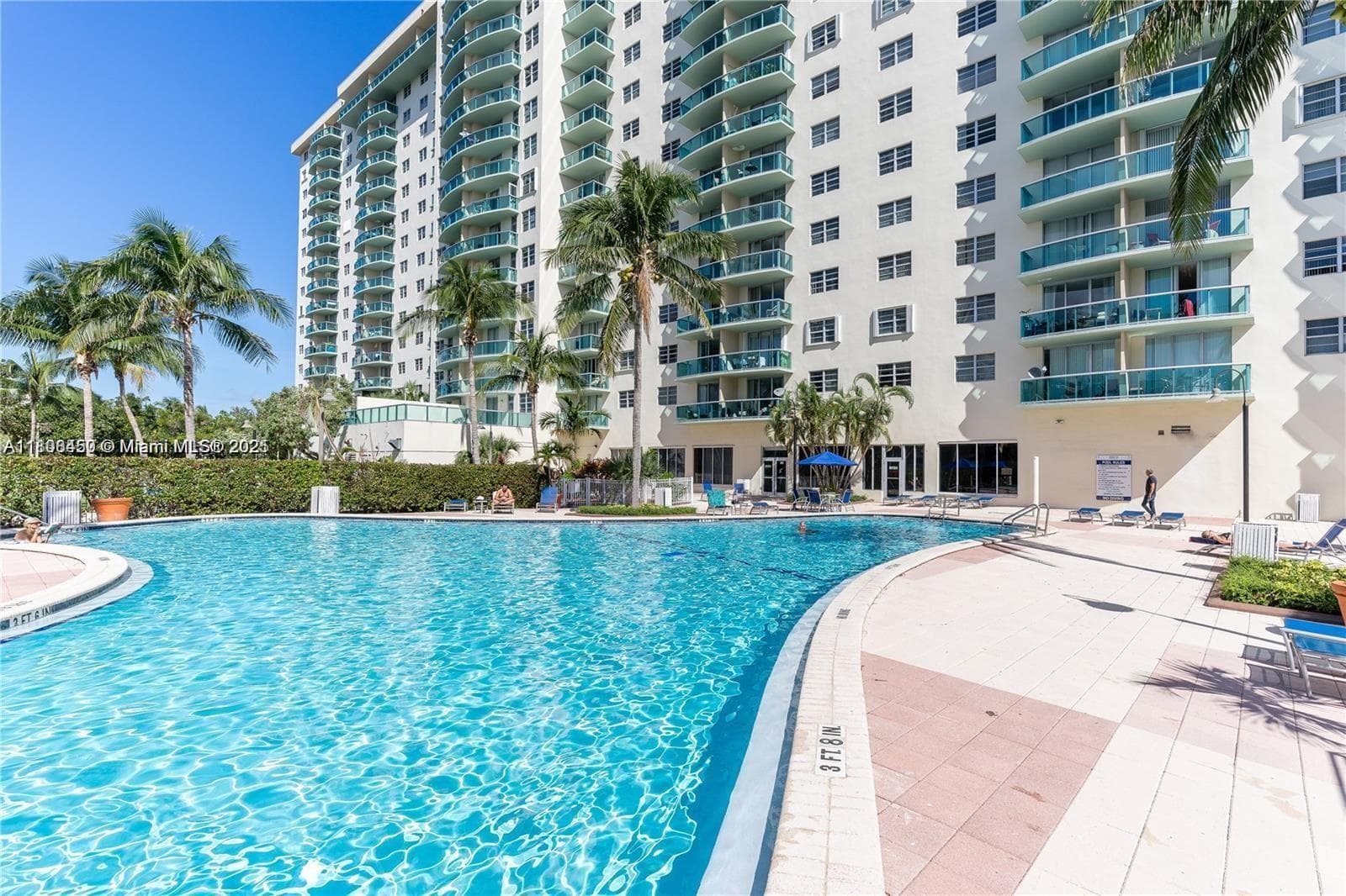 19390 Collins Ave # 217, Sunny Isles Beach FL 33160