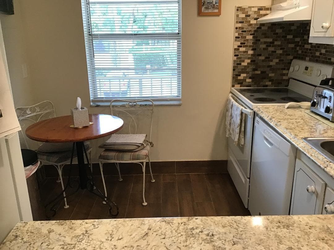 7410 NW 1st Street # 202, Margate FL 33063 photo 4