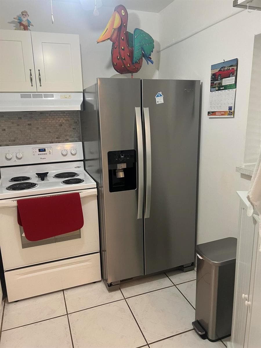 132 Berkshire F, West Palm Beach FL 33417 photo 2