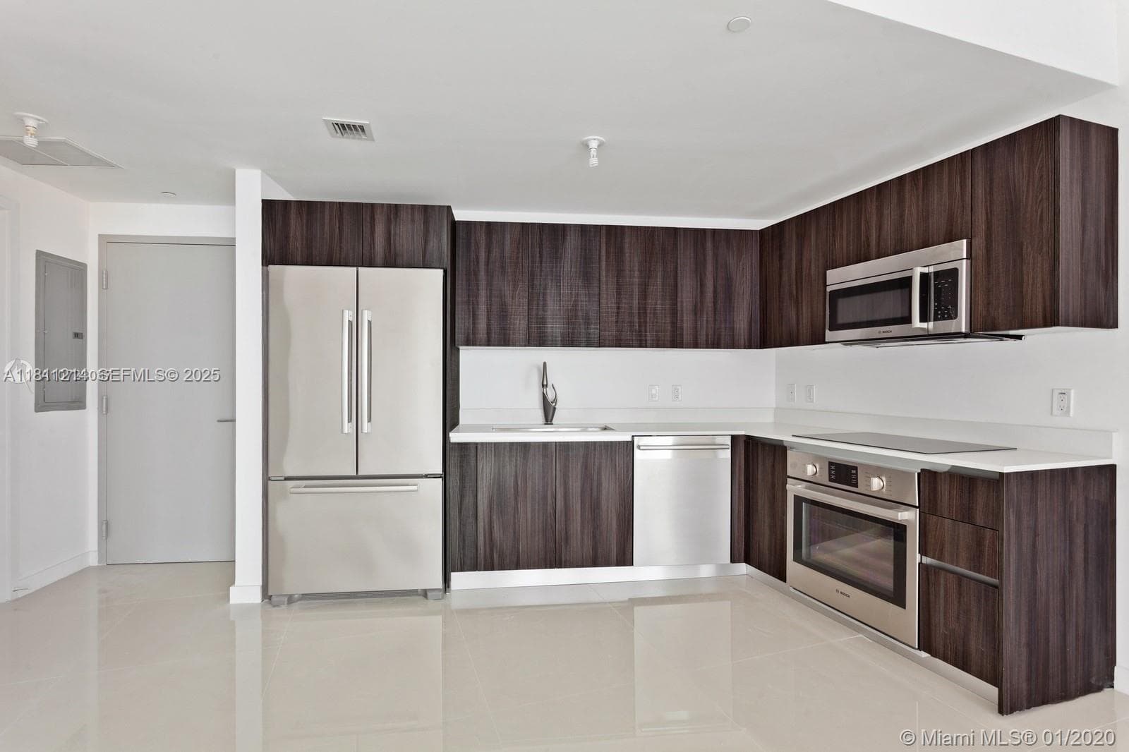 488 NE 18th St # 501, Miami FL 33132 photo 4