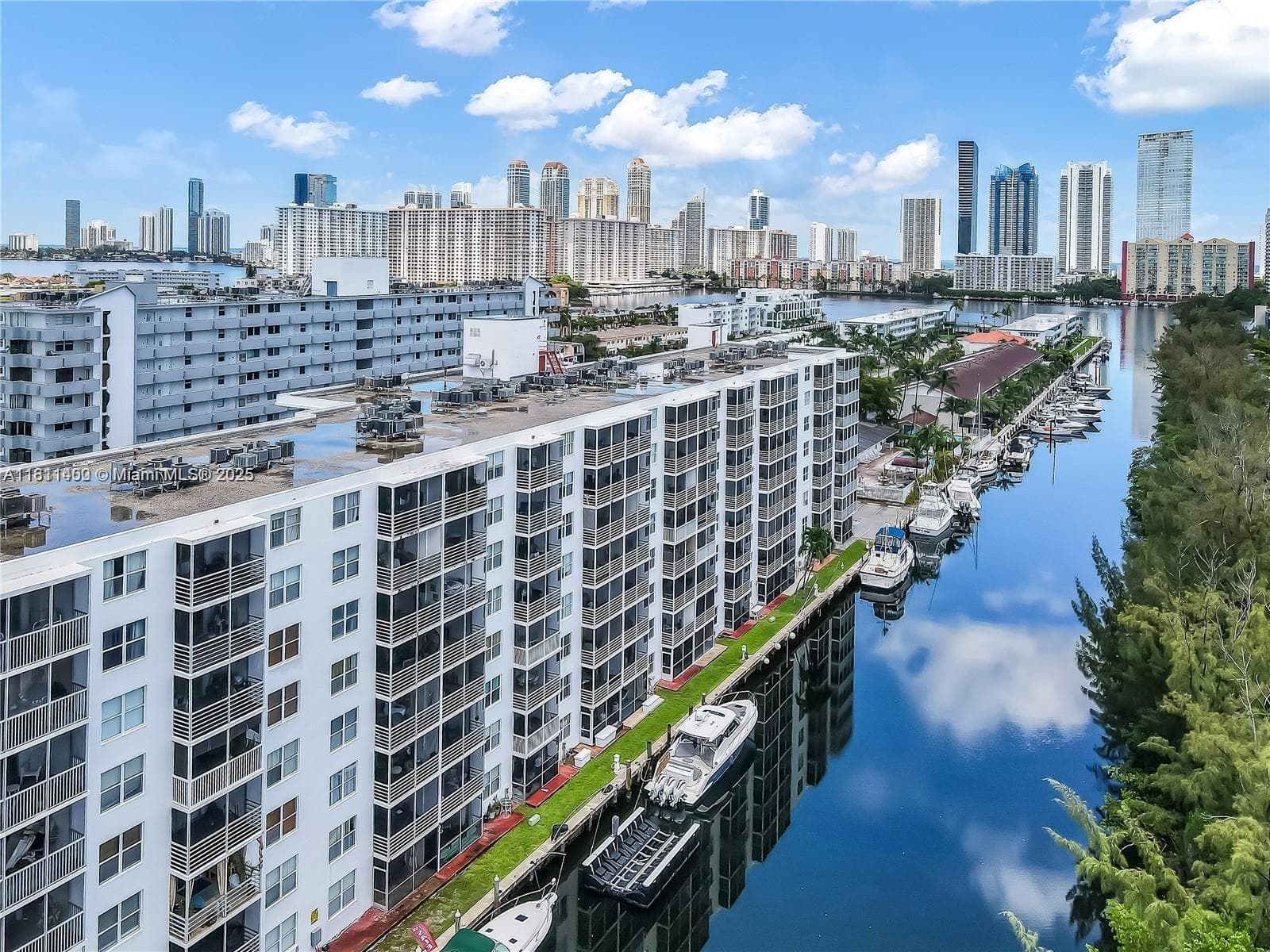 3660 NE 166th St # 603, North Miami Beach FL 33160
