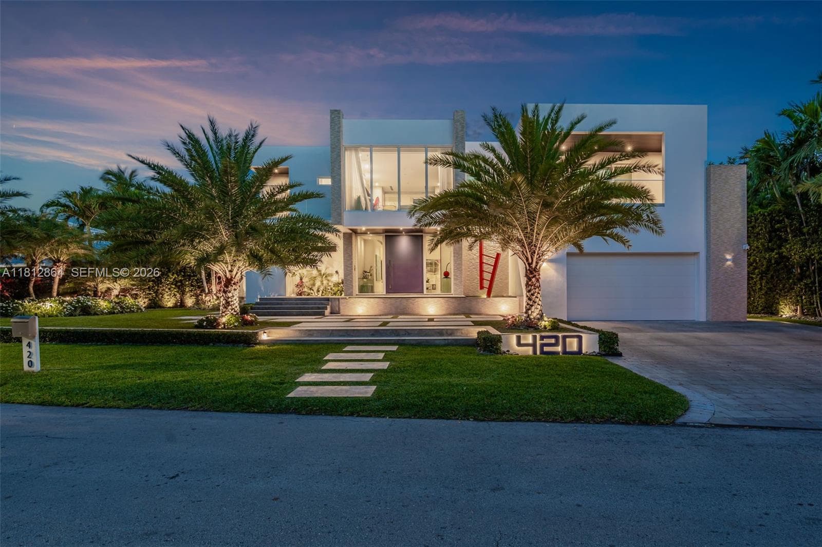 420 Island Dr, Key Biscayne FL 33149 photo 2