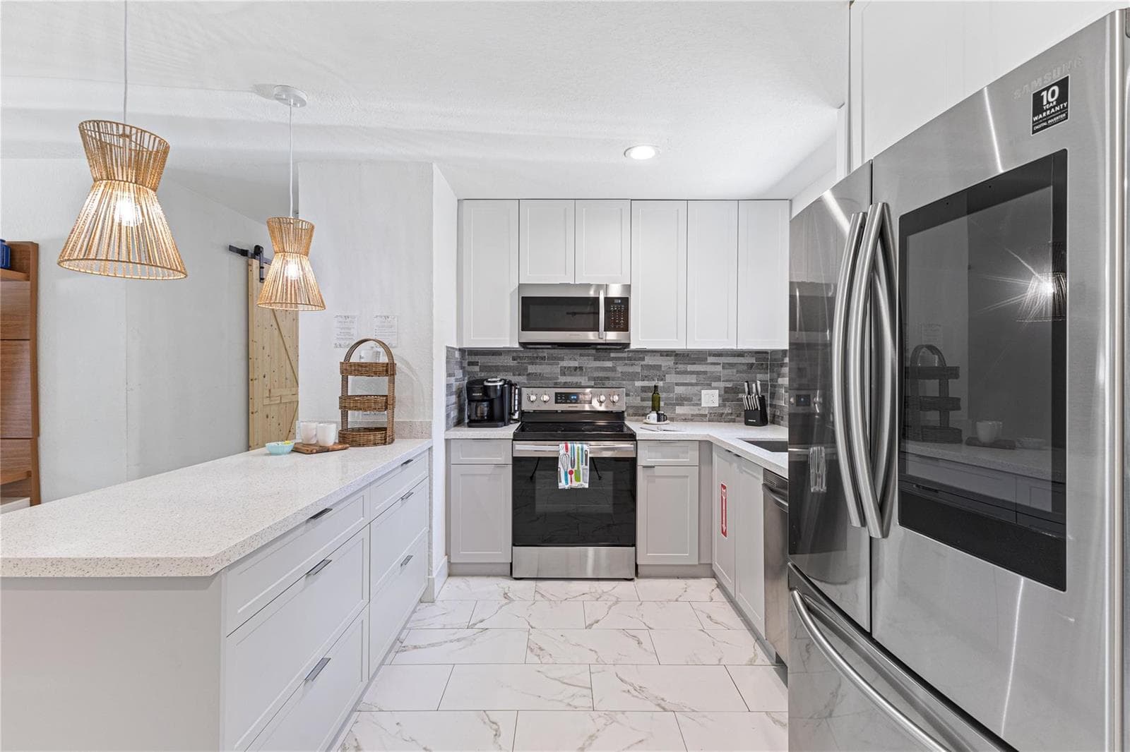 14 NE 29th Street, Wilton Manors FL 33334 photo 4