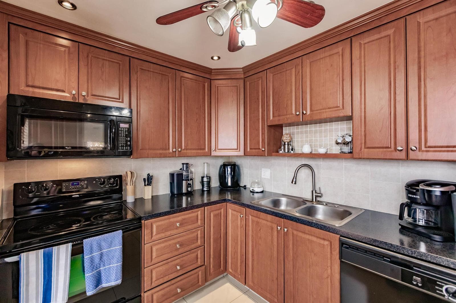 4270 NW 40th Street # 105, Lauderdale Lakes FL 33319 photo 2