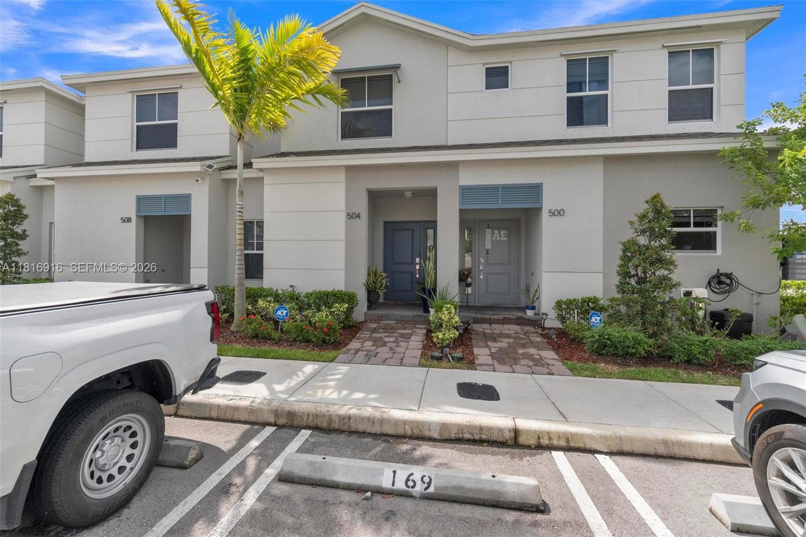 504 NE 1st Dr, Florida City FL 33034 photo 3