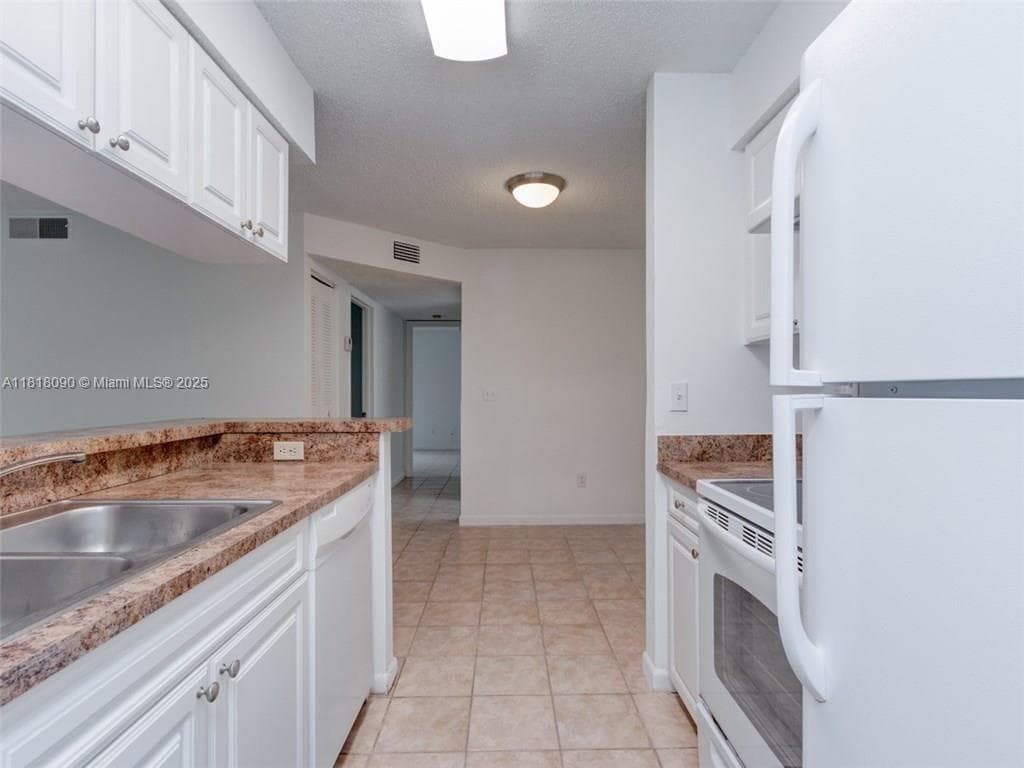 1235 SW 46th Ave # 707, Pompano Beach FL 33069 photo 4