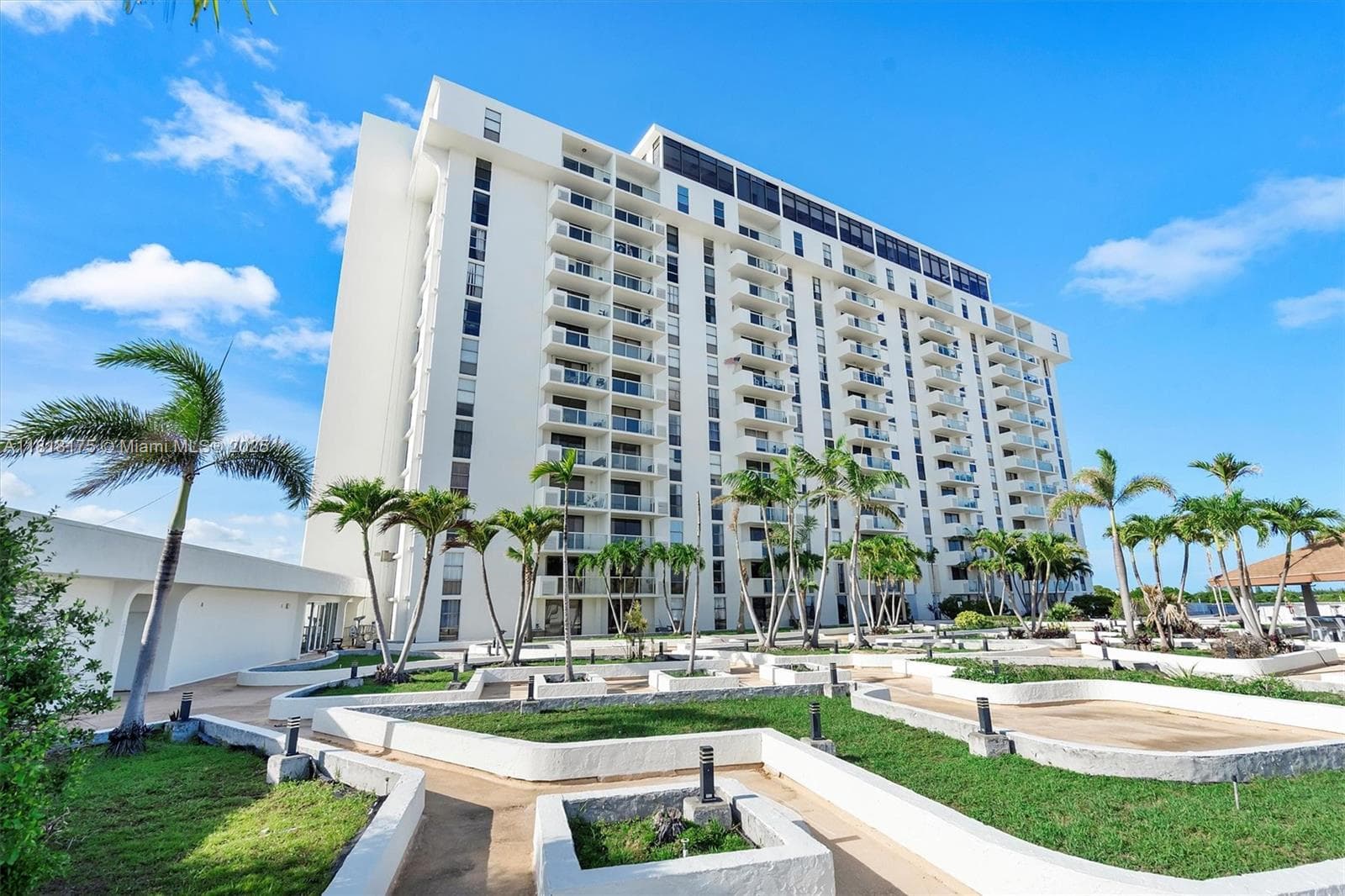 13499 Biscayne Blvd # 406, North Miami FL 33181