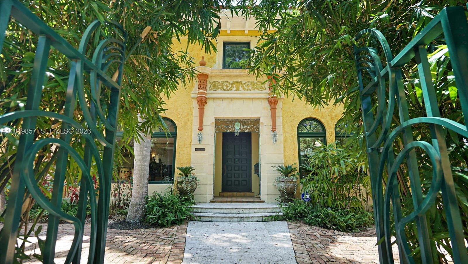 2050 Alton Rd, Miami Beach FL 33140 photo 5