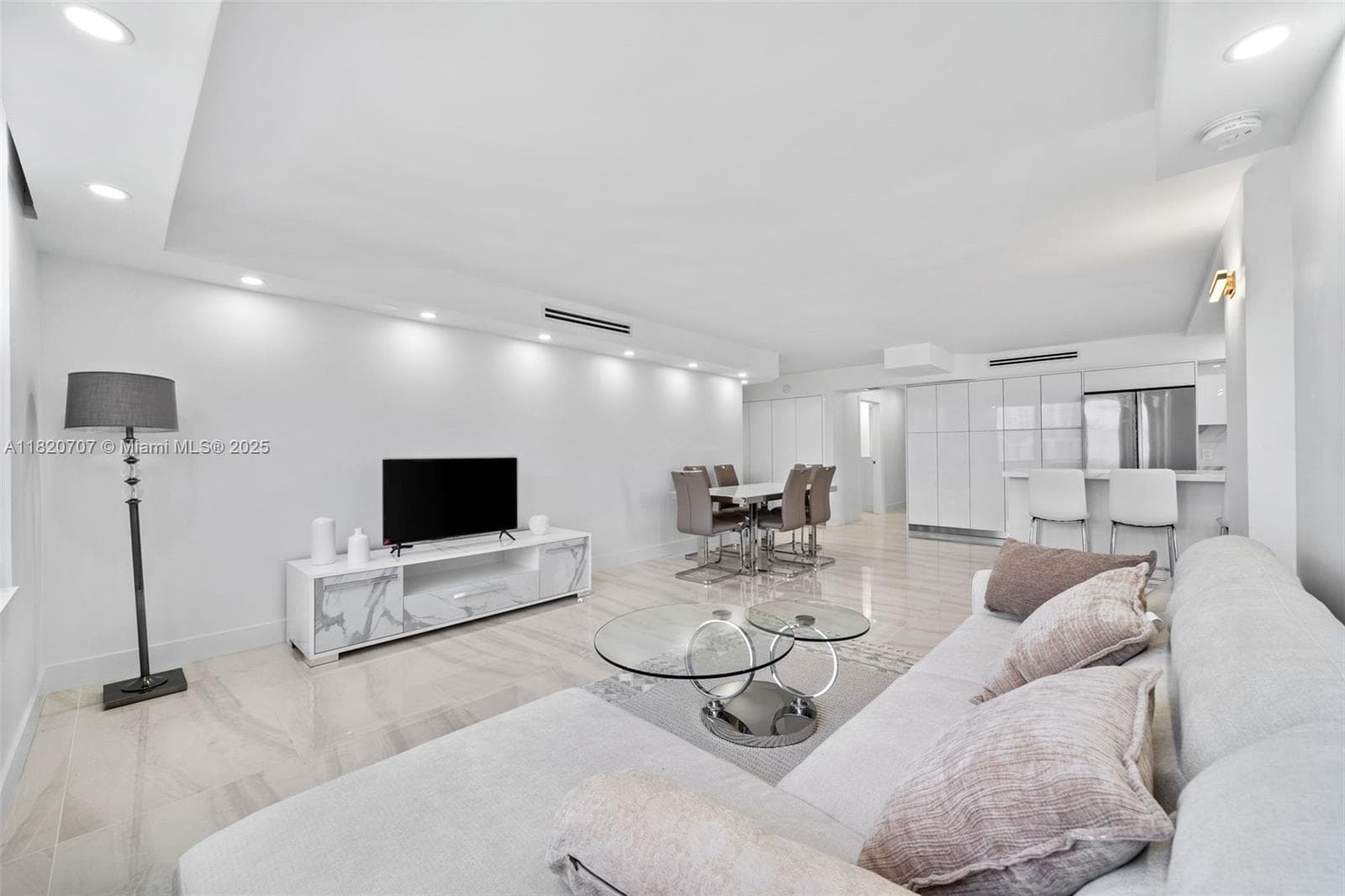 230 174th St # 1119, Sunny Isles Beach FL 33160 photo 5