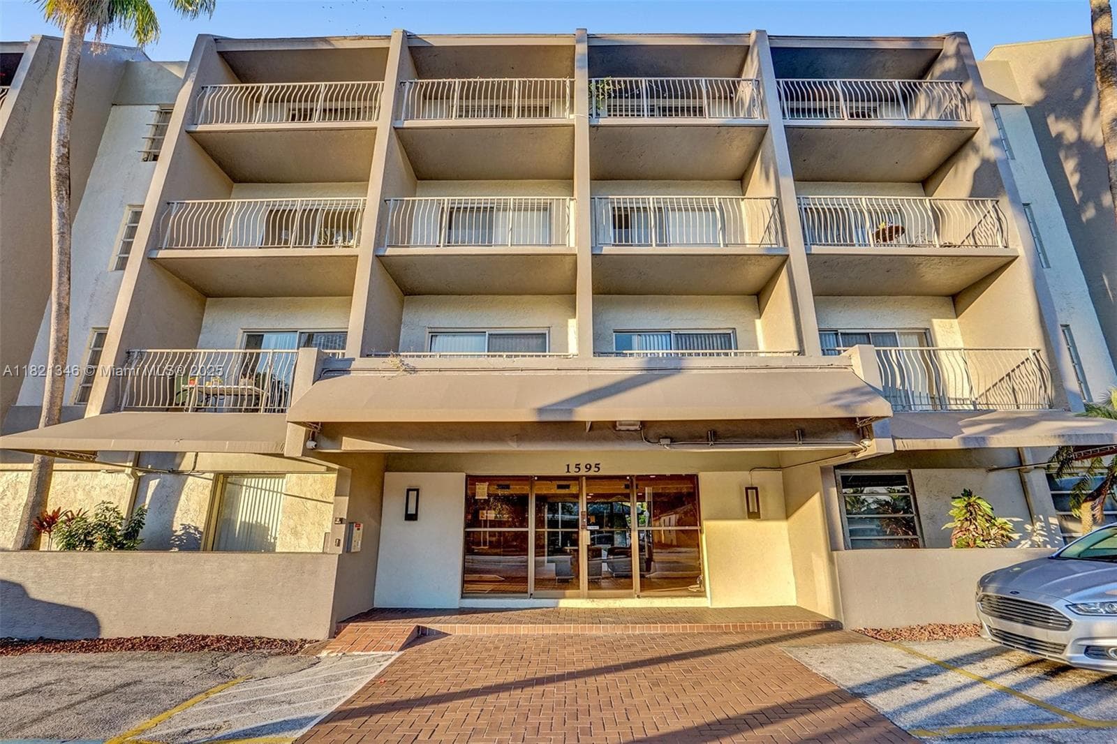 1595 NE 135th St # 431, North Miami, FL 33161 photo 4