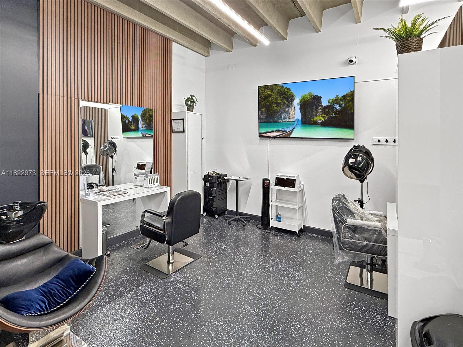 3645 W 16th Ave,, Hialeah FL 33012 photo 4