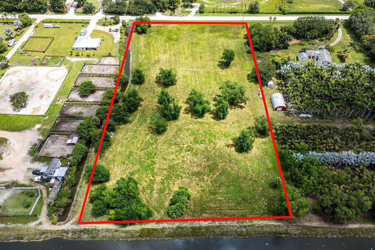 16526 Hollow Tree Lane, Wellington FL 33470 photo 2