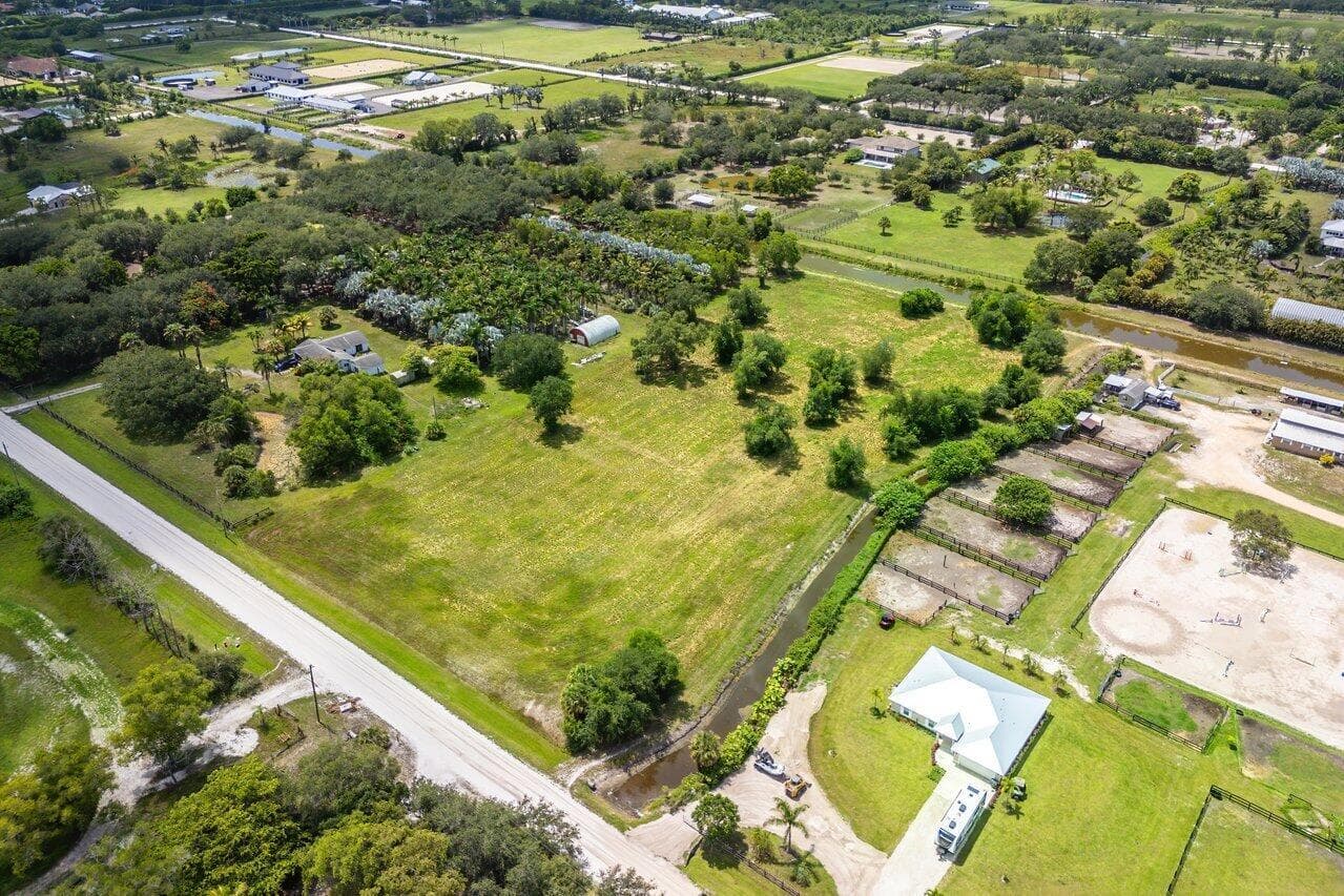 16526 Hollow Tree Lane, Wellington FL 33470 photo 3