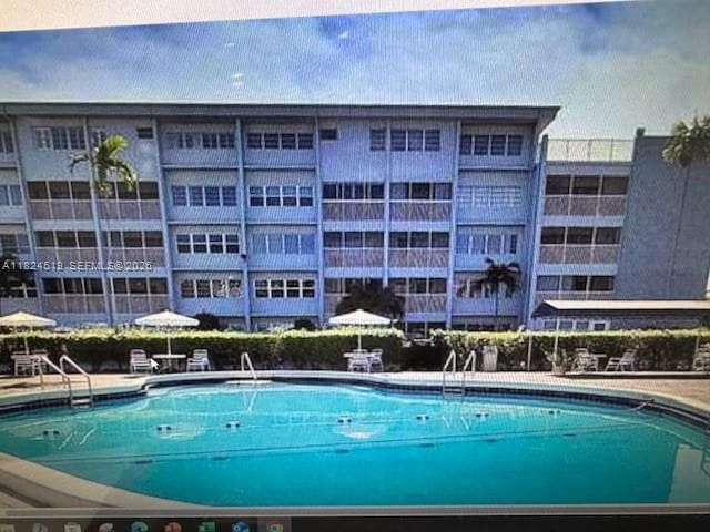 215 SE 3rd Ave # 307B, Hallandale Beach FL 33009 photo 3
