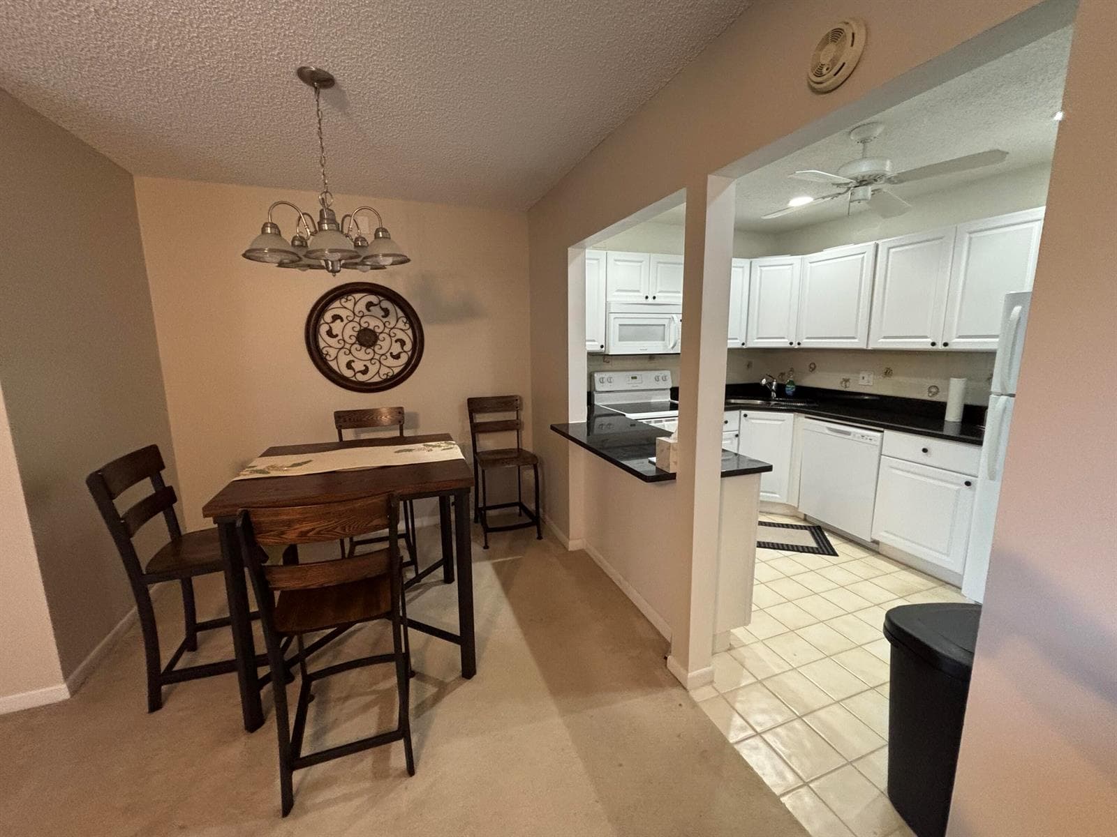 335 Knotty Pine Circle # D2, FL 33463 photo 5