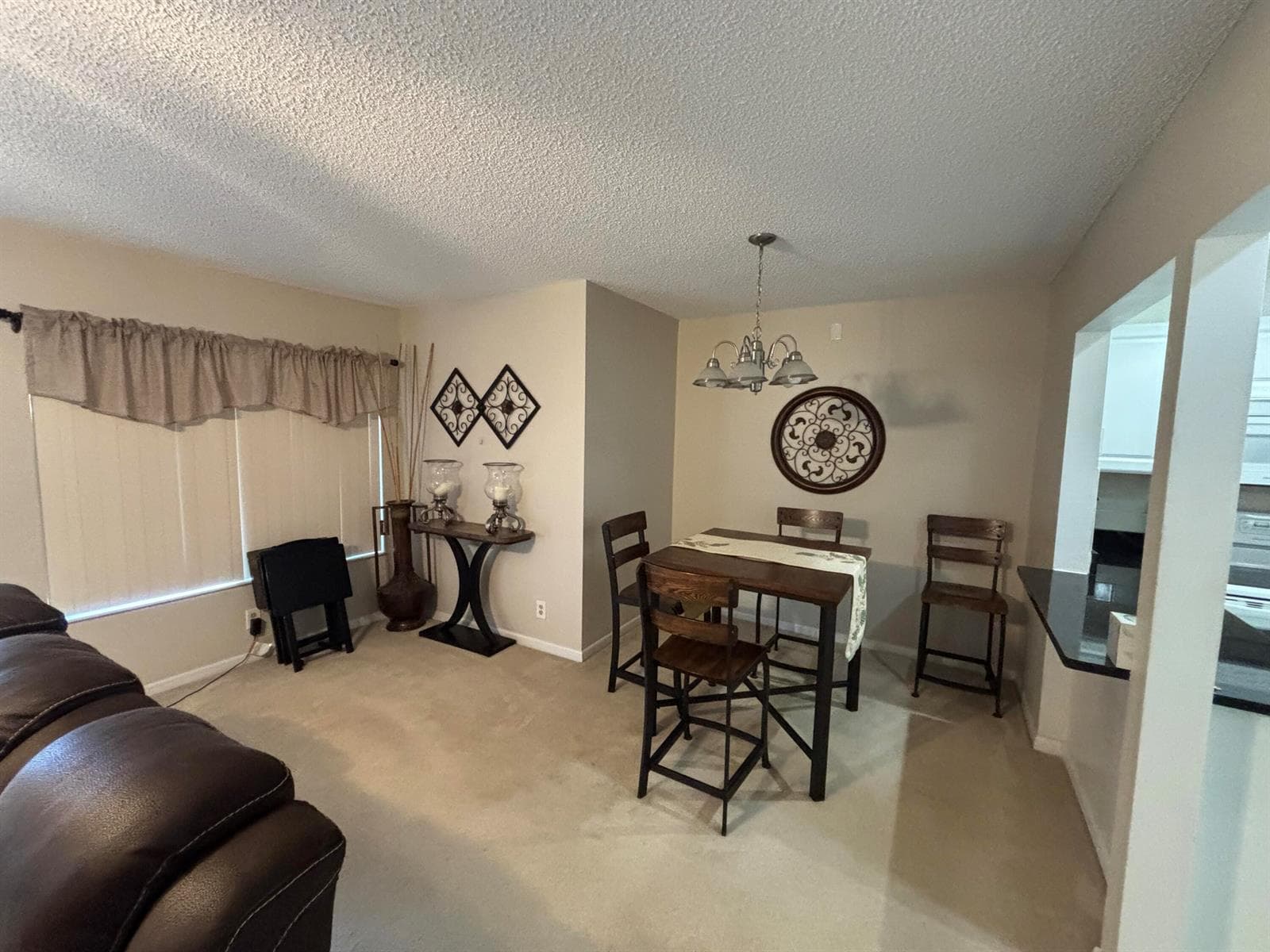 335 Knotty Pine Circle # D2, FL 33463 photo 4
