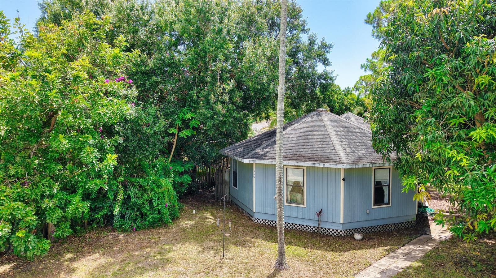 1466 SW 24th Avenue SW, Vero Beach FL 32962 photo 2
