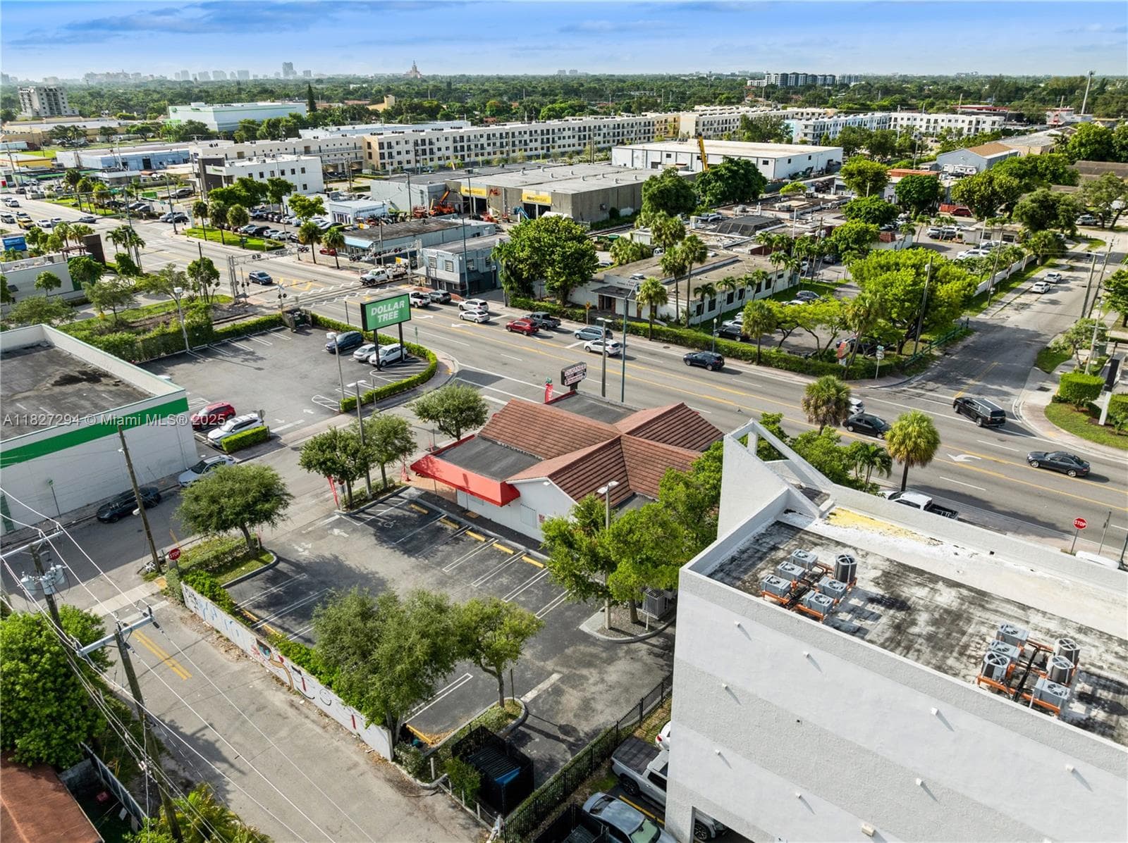 7101 SW 8th St, Miami FL 33144 photo 3