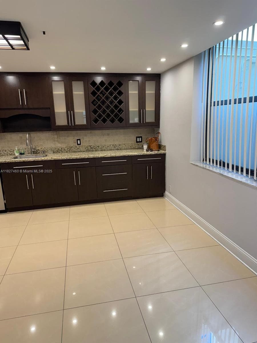 20401 NE 30th Ave # 8, Aventura FL 33180 photo 4