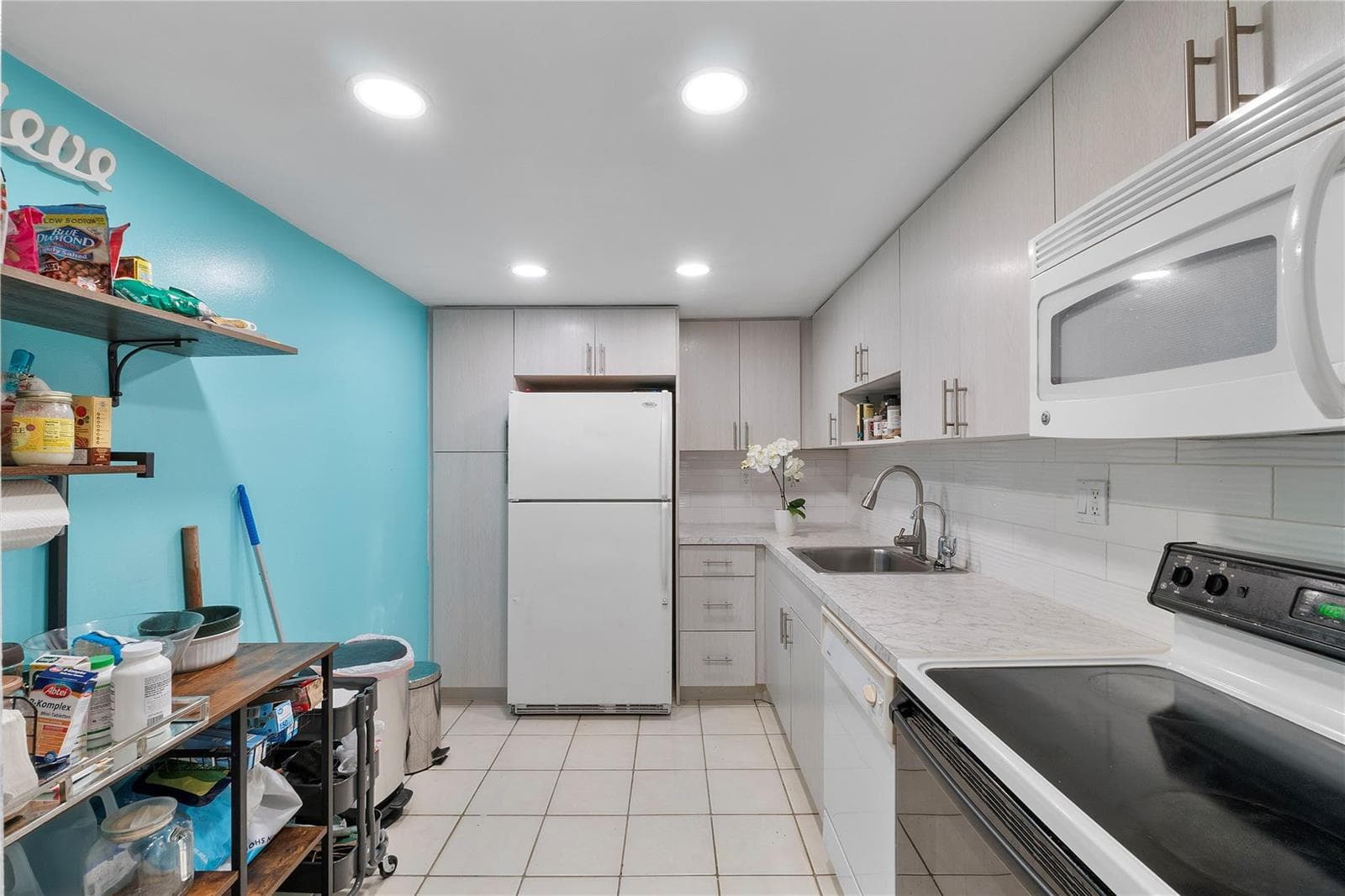 7750 W Mcnab Road # 203, Tamarac FL 33321 photo 3