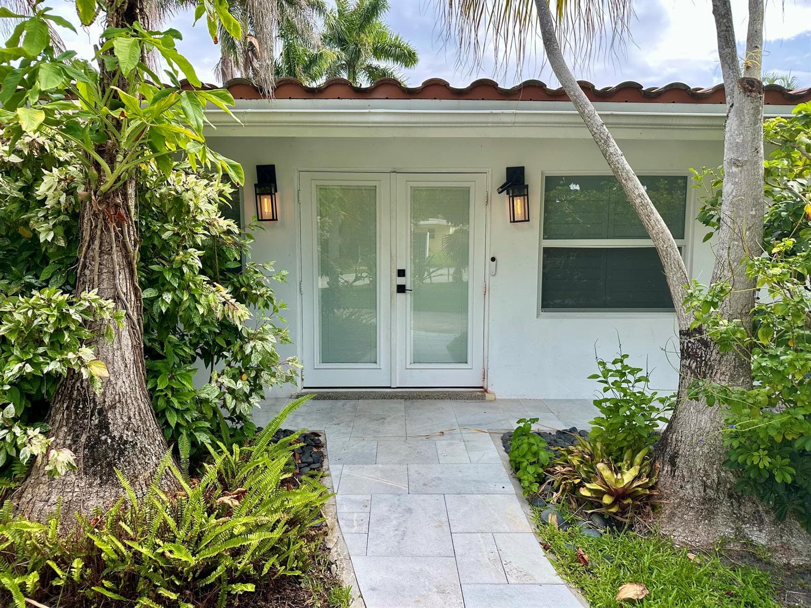 212 Kings Lynn, Delray Beach FL 33444 photo 2
