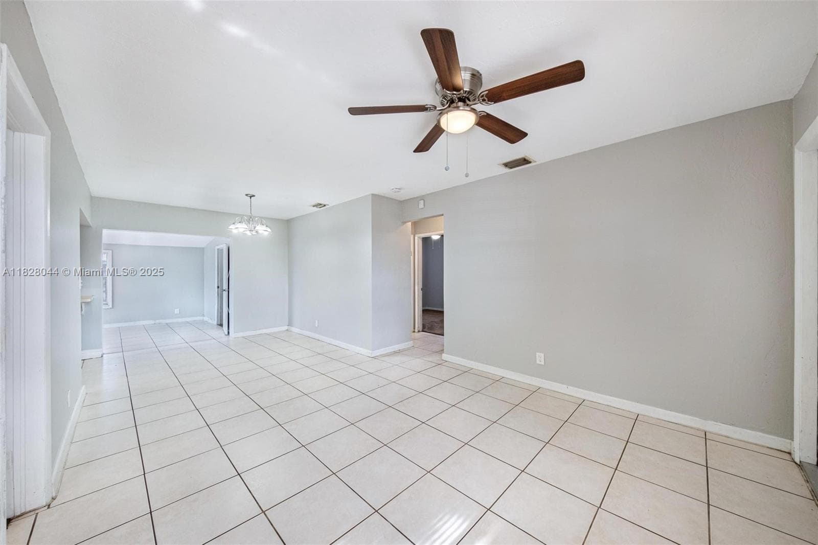 4130 NW 12th Ave, Oakland Park FL 33309 photo 5