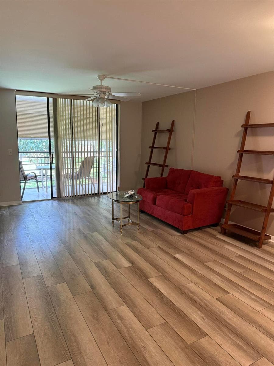 4760 Lucerne Lakes Boulevard W # 206, Lake Worth FL 33467 photo 5
