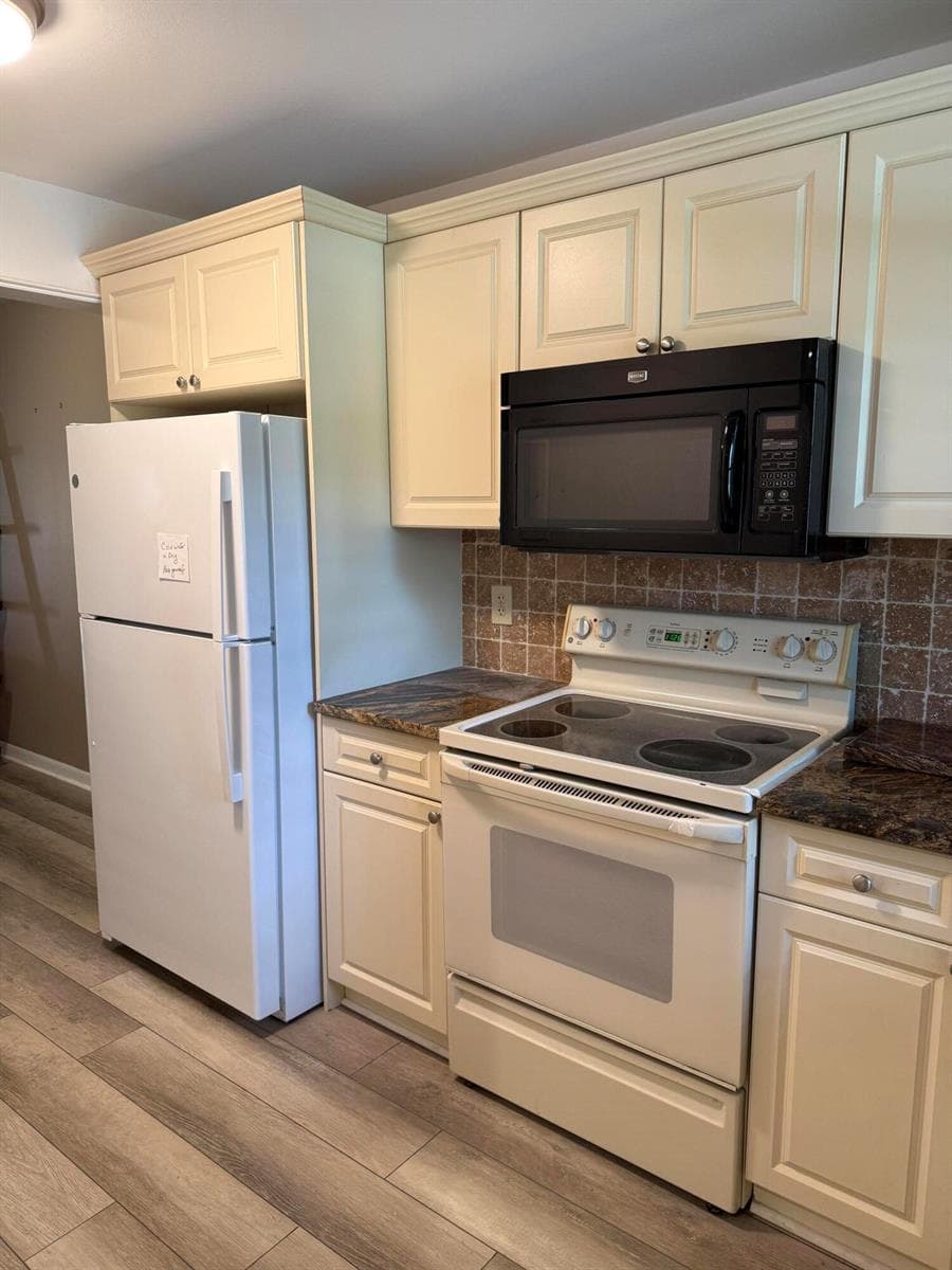4760 Lucerne Lakes Boulevard W # 206, Lake Worth FL 33467 photo 4