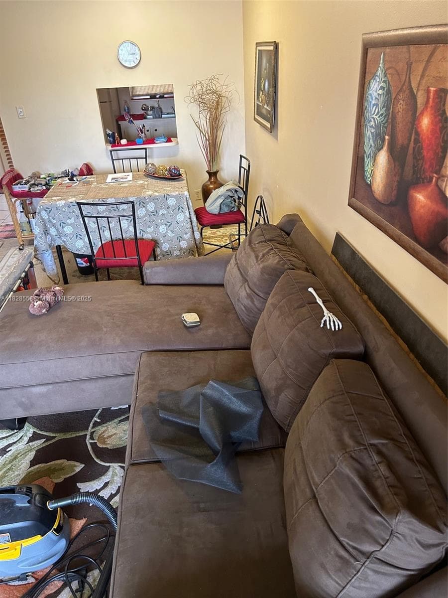 2800 W Sunrise Lakes Dr # 104, Sunrise FL 33322 photo 3